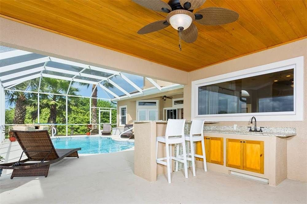 Seas the Day 3 Br Home by RedAwning
