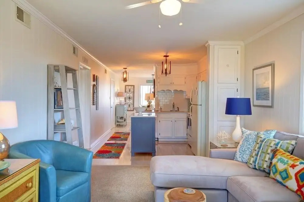 Club Fed-9A - 2 Br Condo