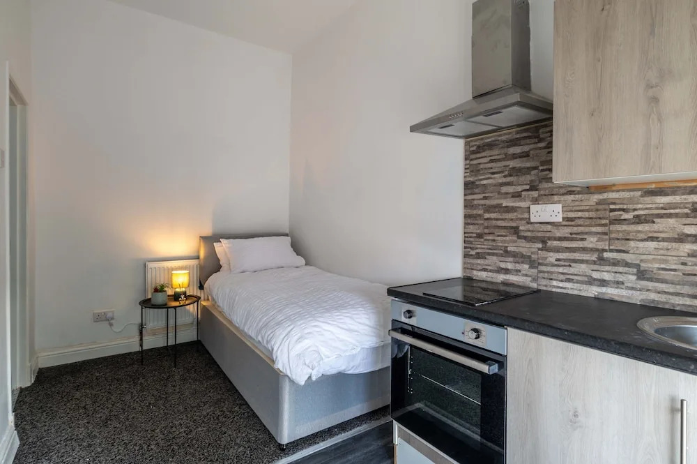 Charming 1-bed Studio13 in Coventry