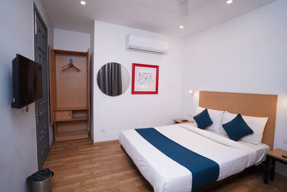 Hotel Lyf Corporate Suites Meera Bagh