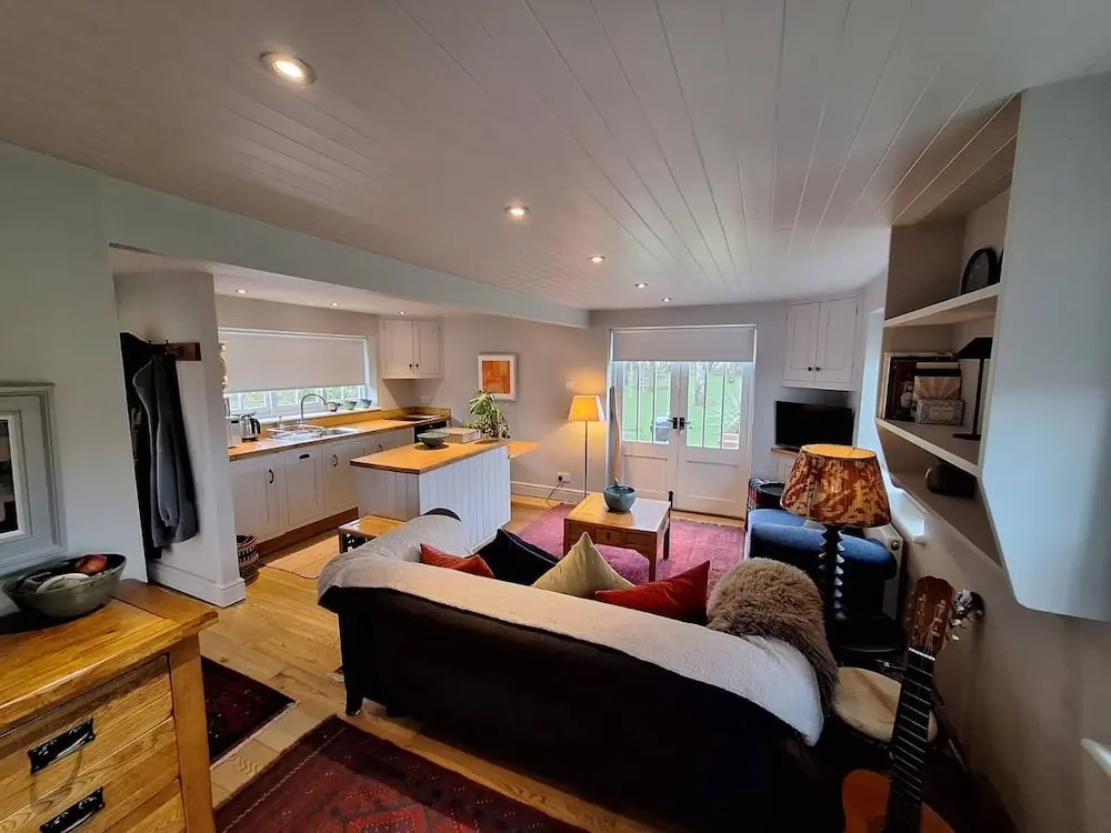 The Smarden Snug for Garden Lovers