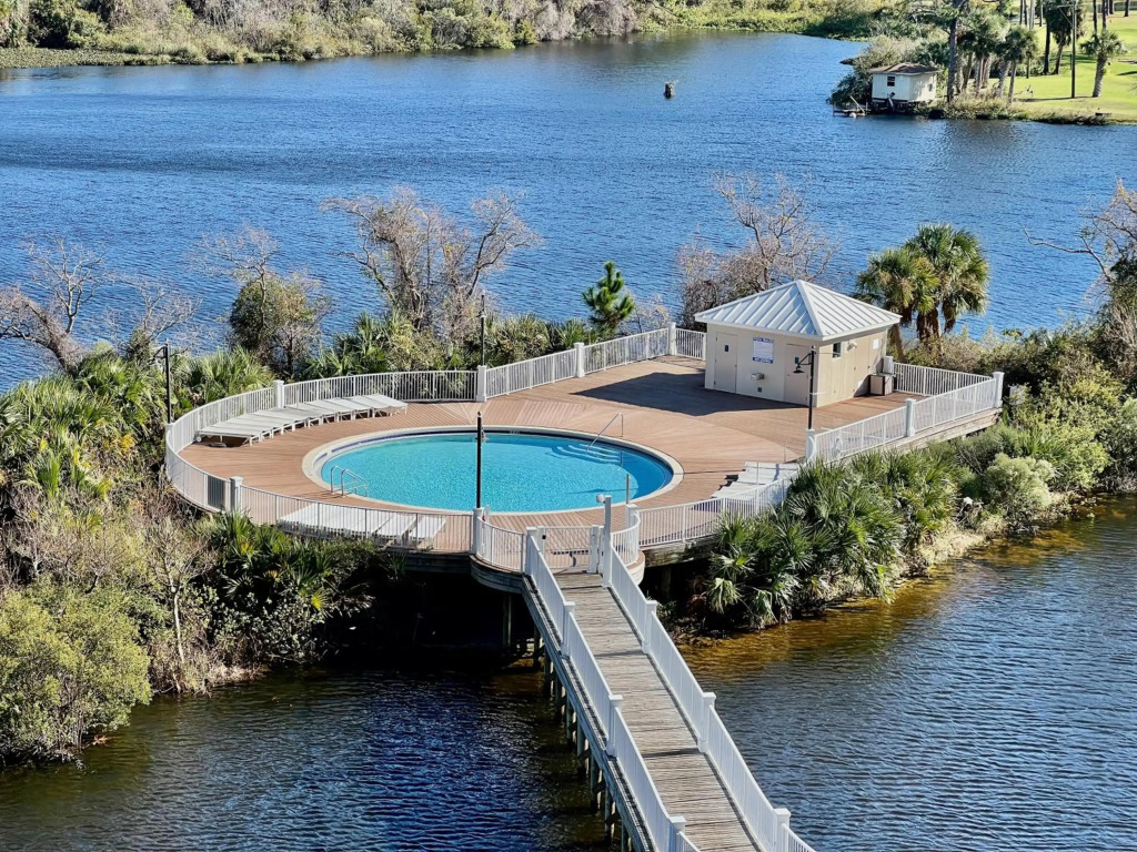 Laketown Wharf Beach Resort