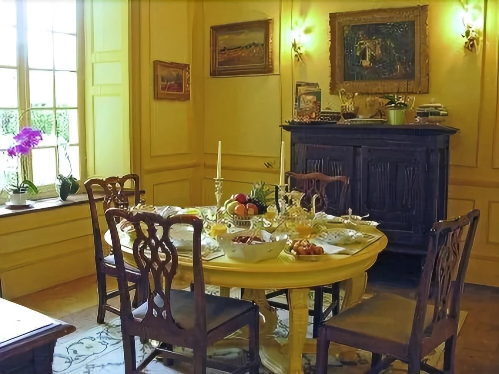 Chateau De La Barre