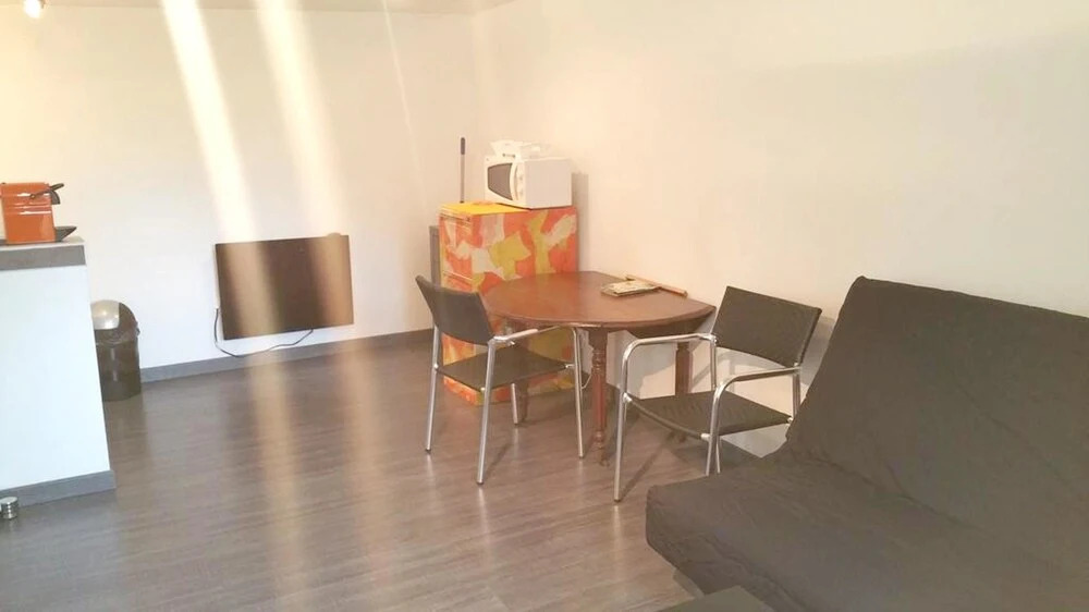 Studio in Saint-ay, With Wifi - 350 km From the Beach