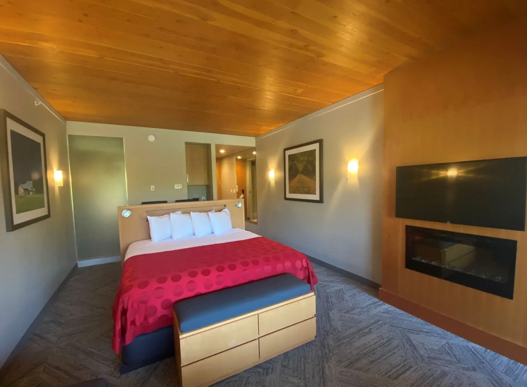 Penticton Lakeside Resort