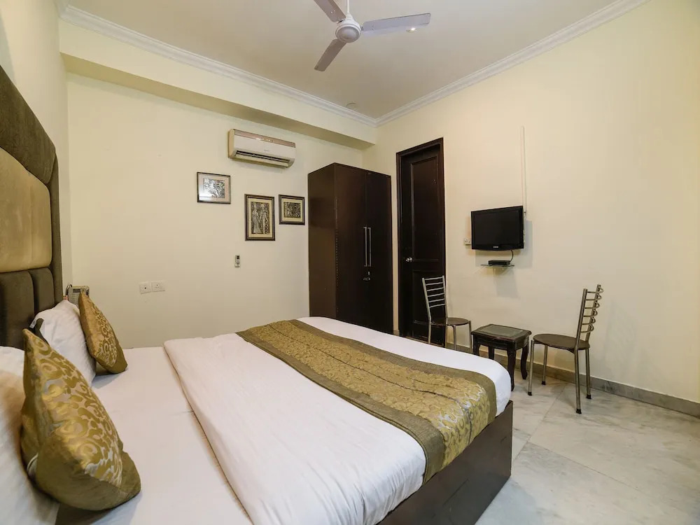 OYO 1768 Home Stay The Divine Home