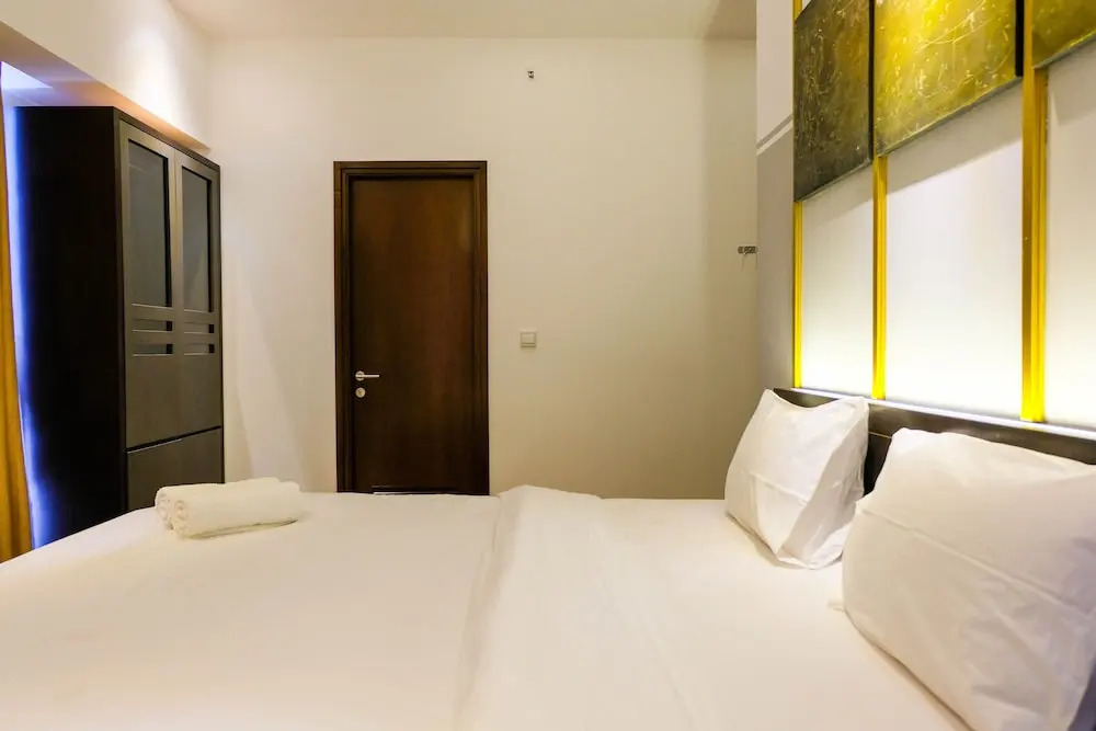 Elegant 2BR Apartment at M-Town Signature near Shopping Mall