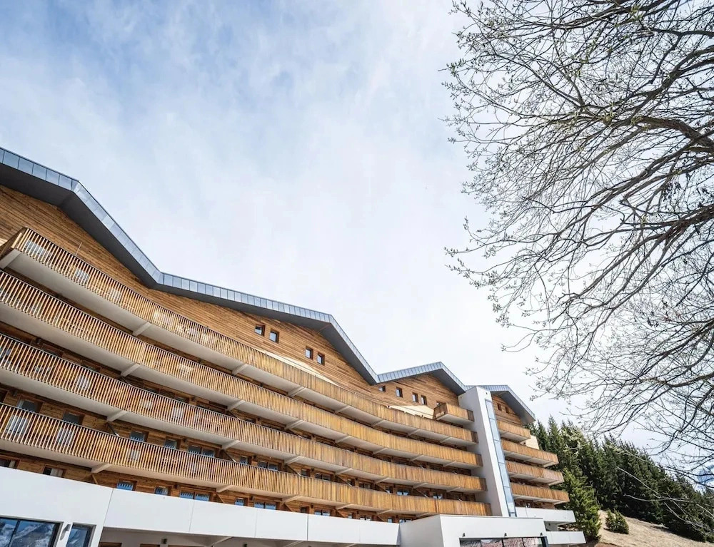 6-guest Alpine Rental With Balcony