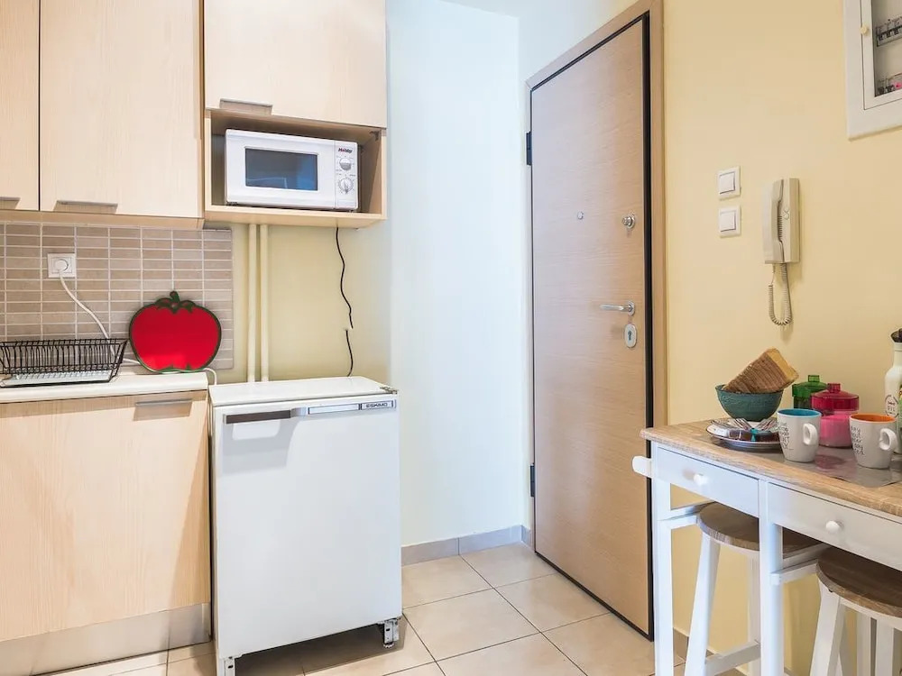 Elegant Studio Next to the Acropolis