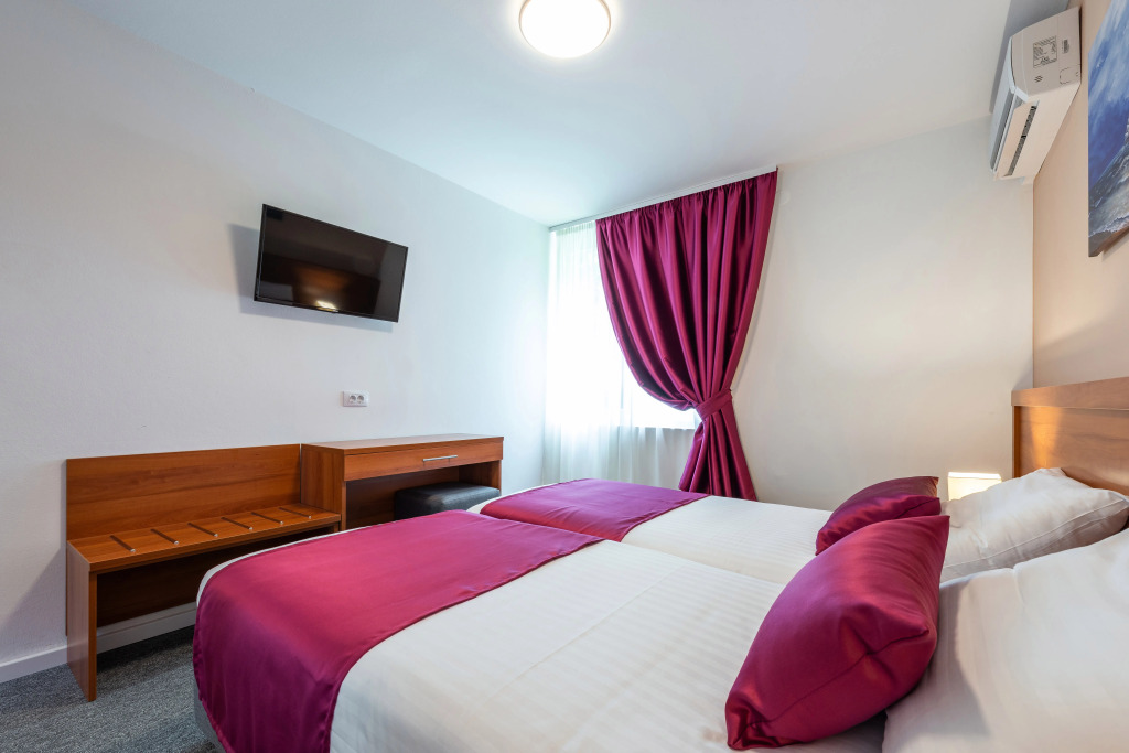 Hotel Komodor