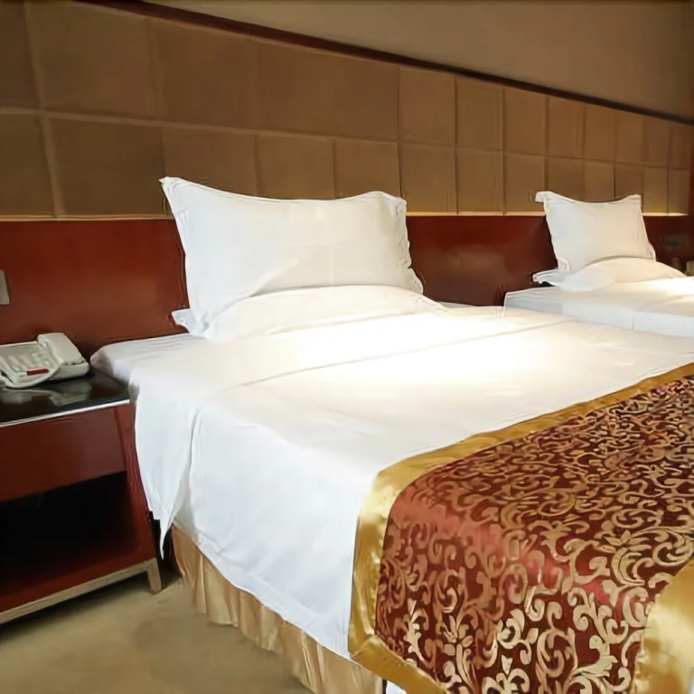 Xintianjiao Commercial Hotel