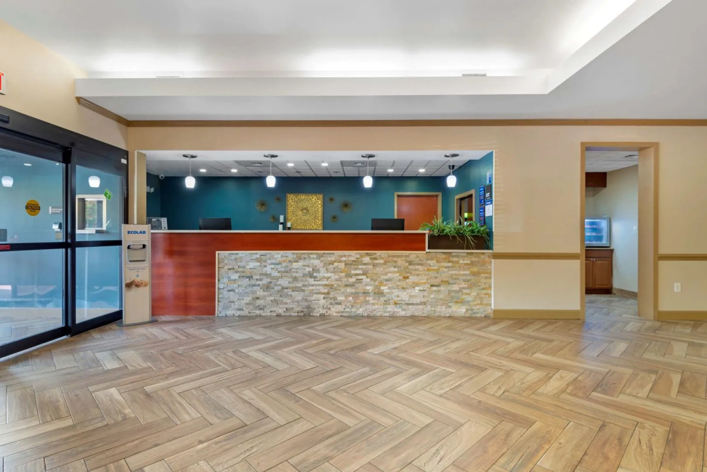 Best Western Plus Suites Greenville