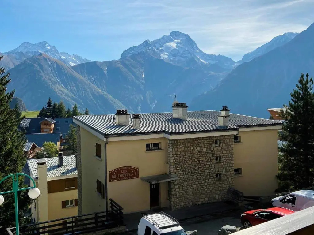 Appartement Les Deux Alpes, 3 pièces, 6 personnes - FR-1-516-86