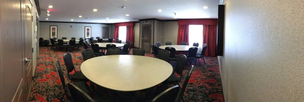 Holiday Inn Express & Suites Rapid City by IHG