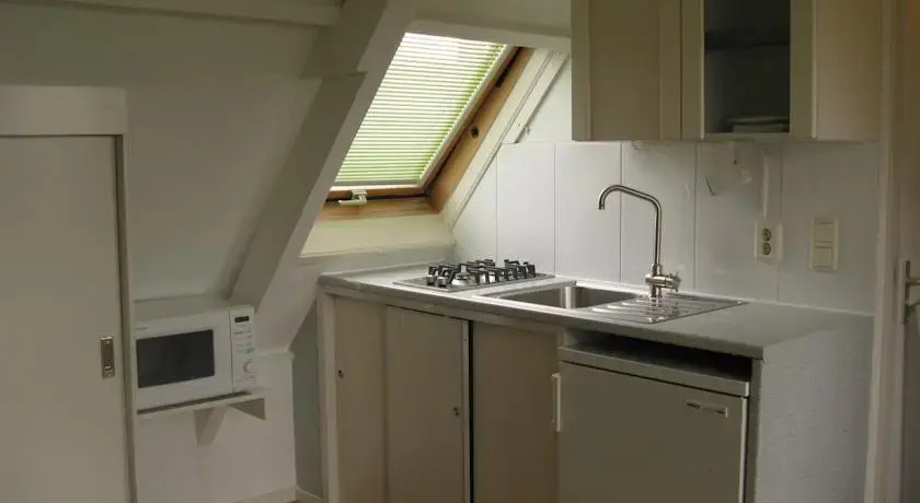 Amsterzonian B&B