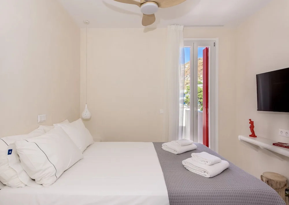 KLIMA BAY Beachfront Boutique Houses