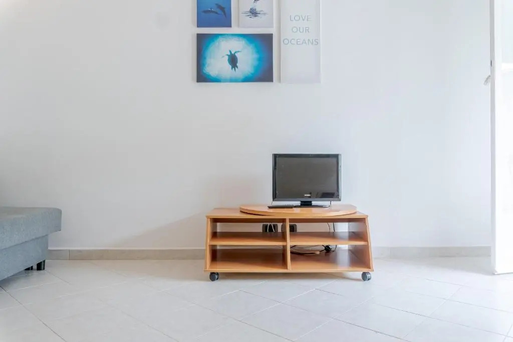 Guesthost - Santa Margherita Quiet Apartment With Balcony