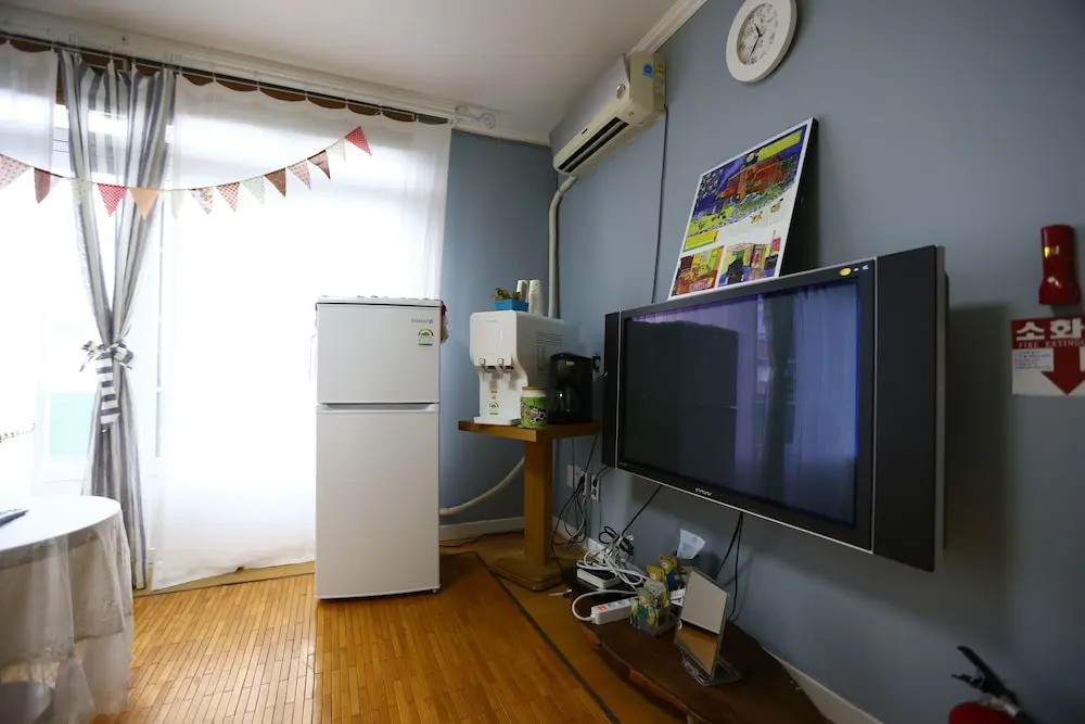 Guest House Play at Home