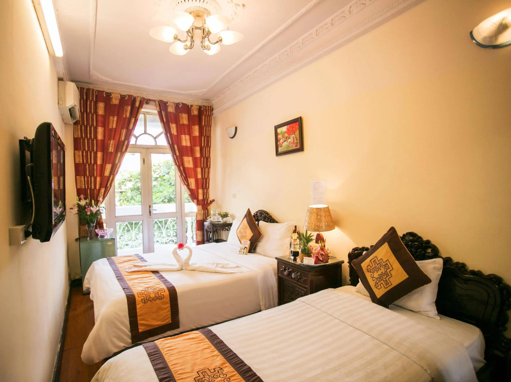 Stars Hotel