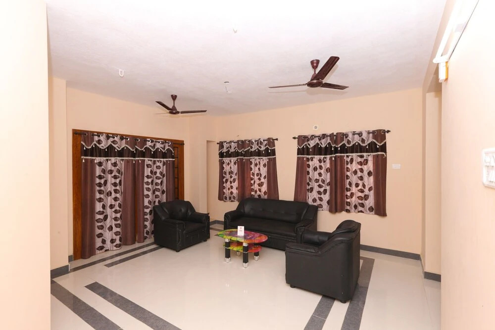 OYO 7722 Manapakkam