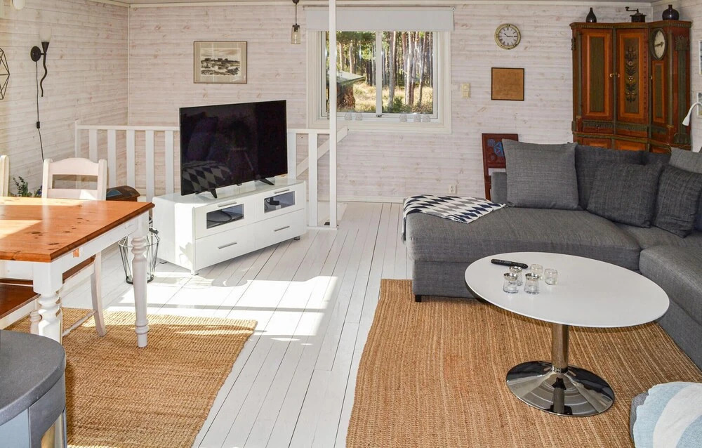 Gorgeous Home In Borrby With Wifi