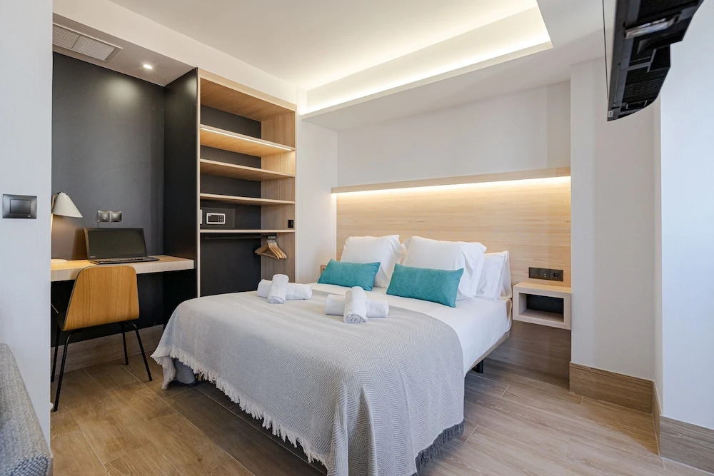Feelathome Ventas Suites