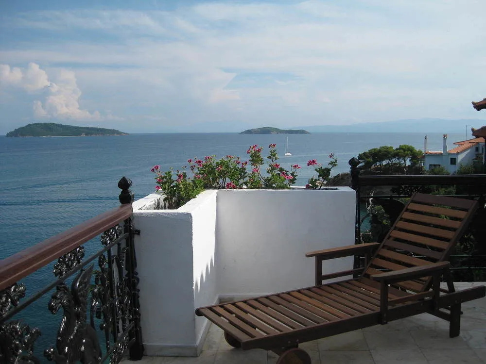 Chrysoulas Guest House