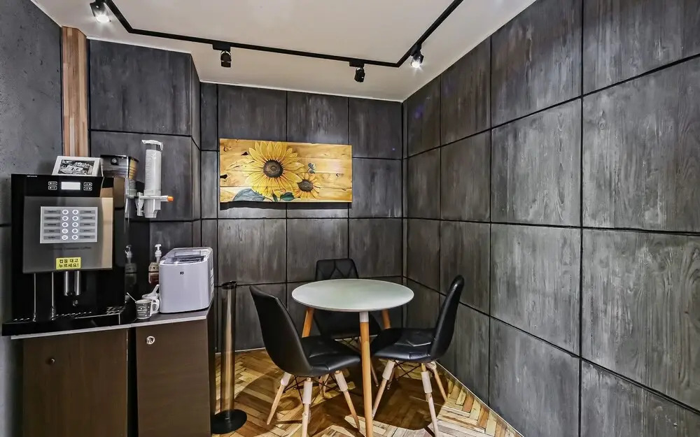 Busan Gangseo Sinho-dong V Hotel