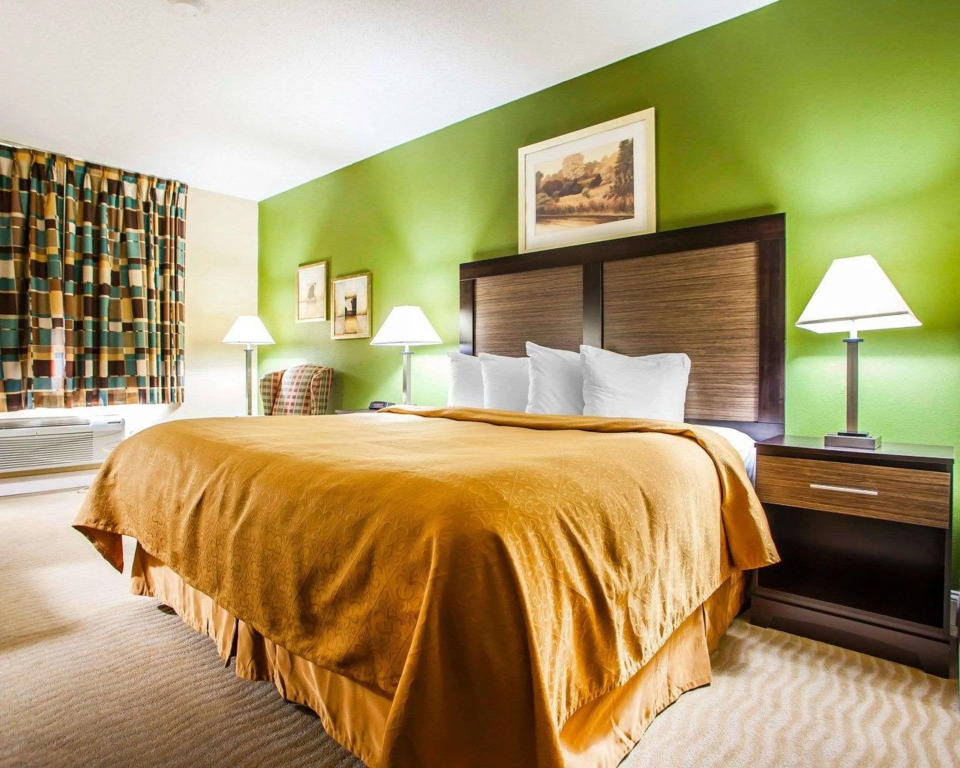 Quality Inn & Suites Champaign North - Urbana