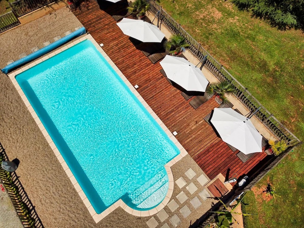 Hôtel Le Clos Roussillon