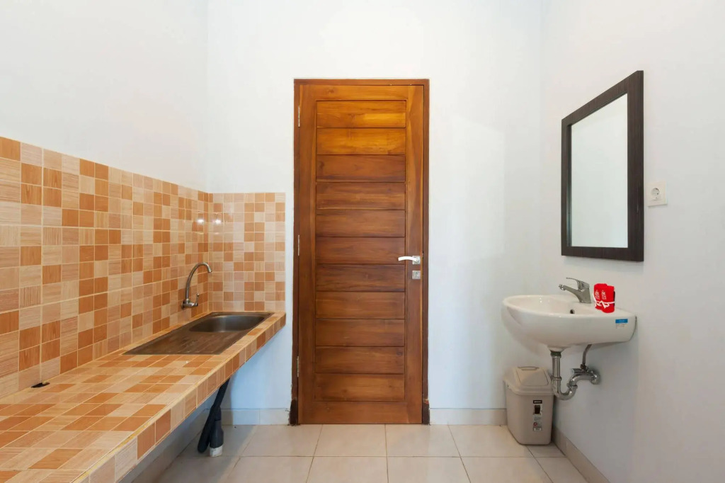 ZEN Rooms Uluwatu Dua Unud