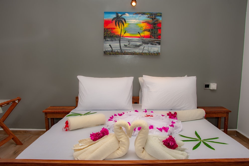 little pompeii boutique hotel - adults only