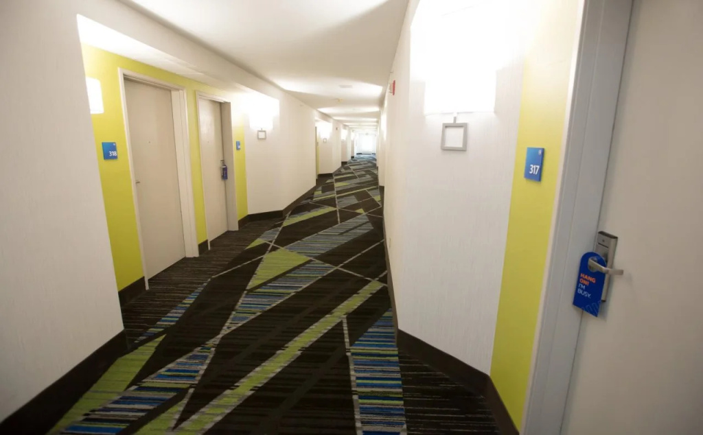 Holiday Inn Express Hotel & Suites Madison by IHG