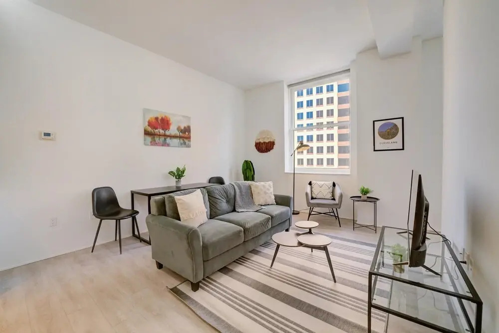 FRONTDESK Lofts at 629 Euclid Downtown Cleveland