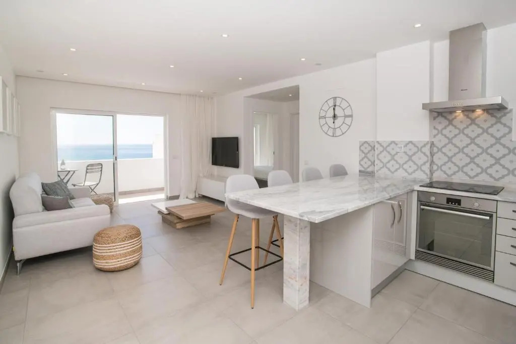 Central Two bedroom Apartment Praia Da Luz.