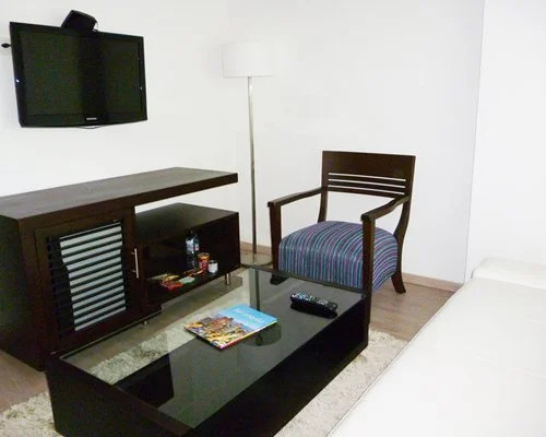 NH Collection Royal Smart Suites - 4 Nights, Barranquilla, Colombia