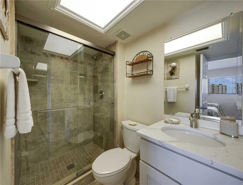 Carlos Pointe 422 - Two Bedroom Condo