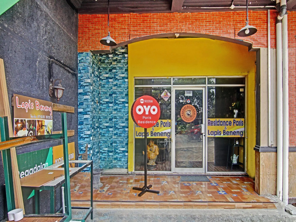 SUPER OYO 90358 Poris Residence Syariah