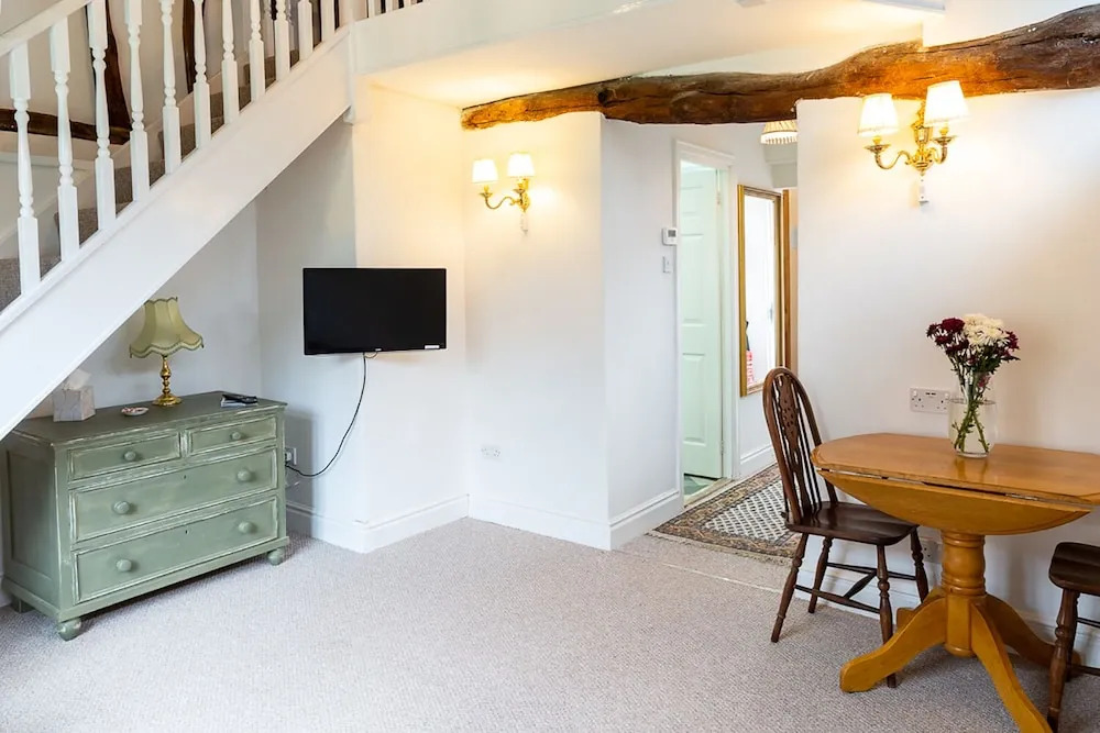 Place Farm House