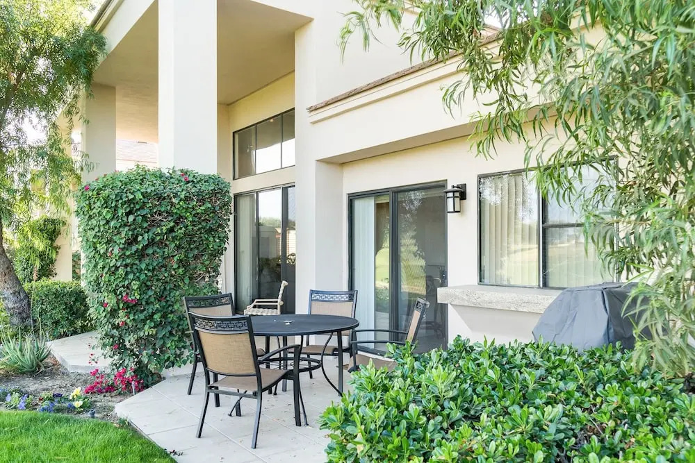 55092 Oak Tree Condo 3 Bedrooms 3 Bathrooms Condo