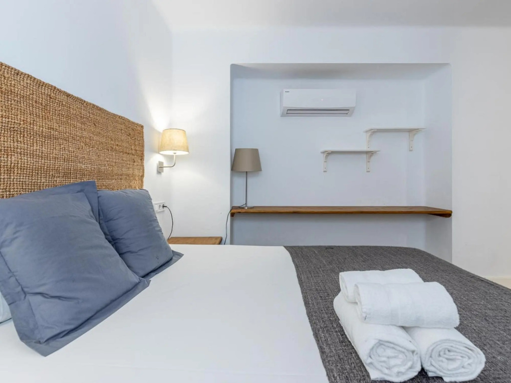 CERVANTES Apartment 23 2BT 2BR