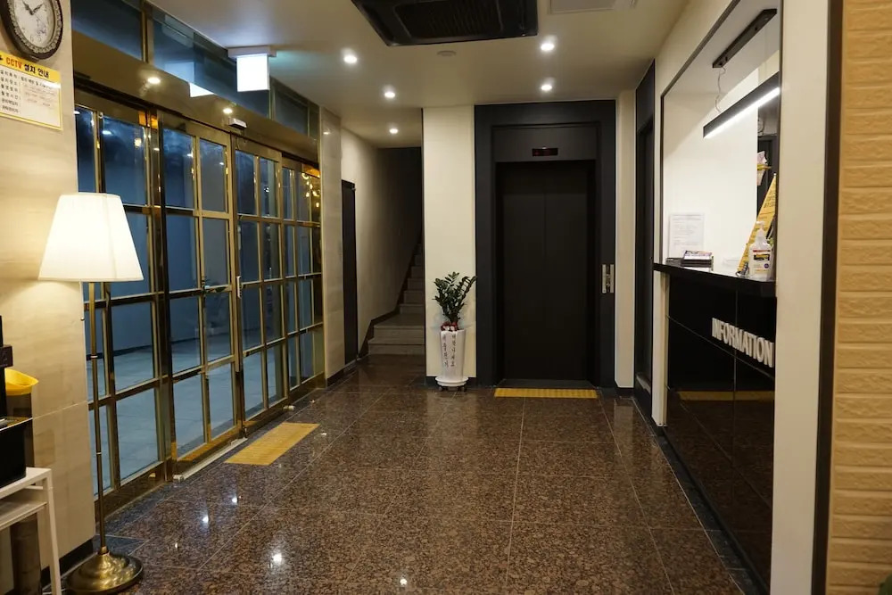 Hotel Juno