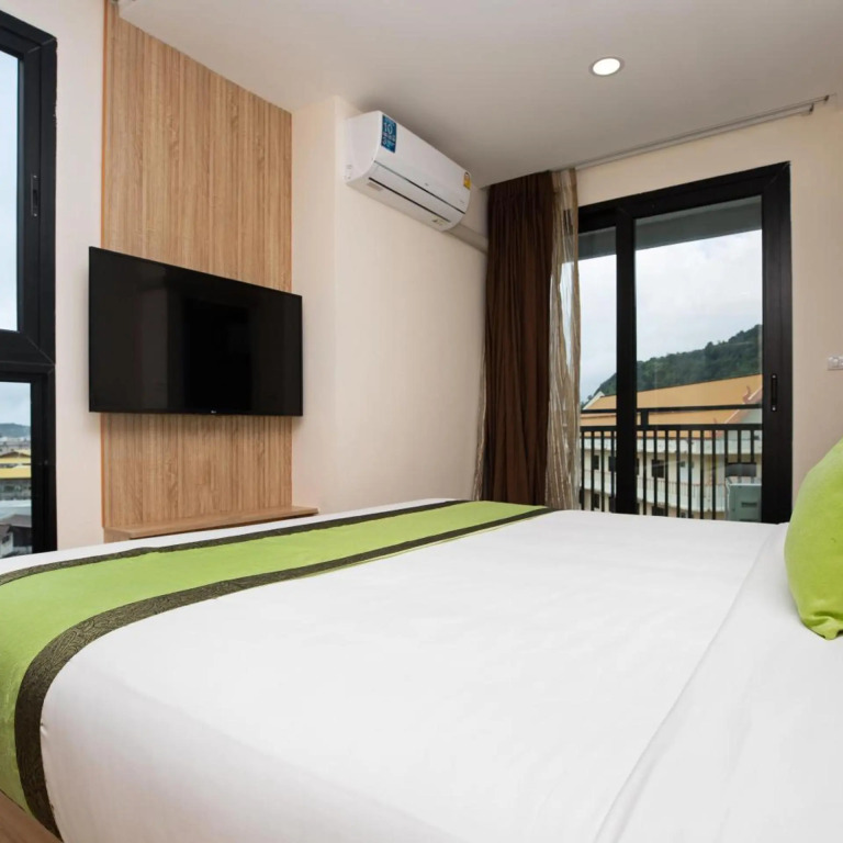 iCheck inn Darisa Patong