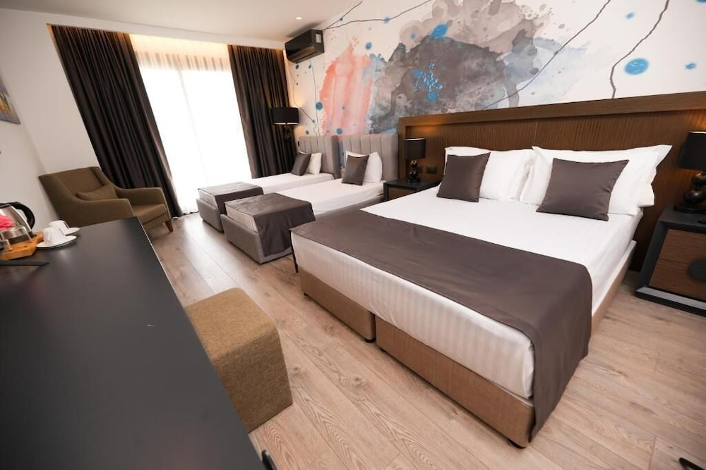 Palladium Beach Resort- Luxury Leading Hotels, Private Beach Included