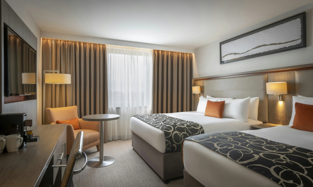 Clayton Hotel Dublin Airport