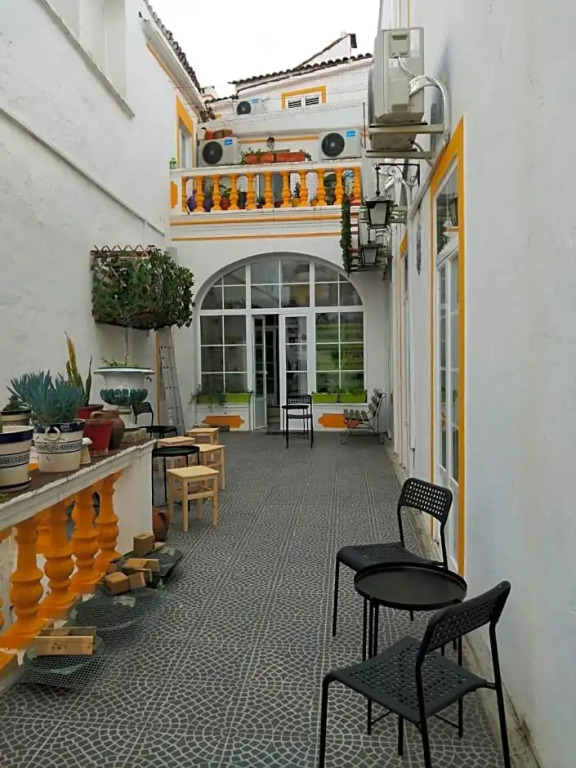 Very Typical - Alojamento Local