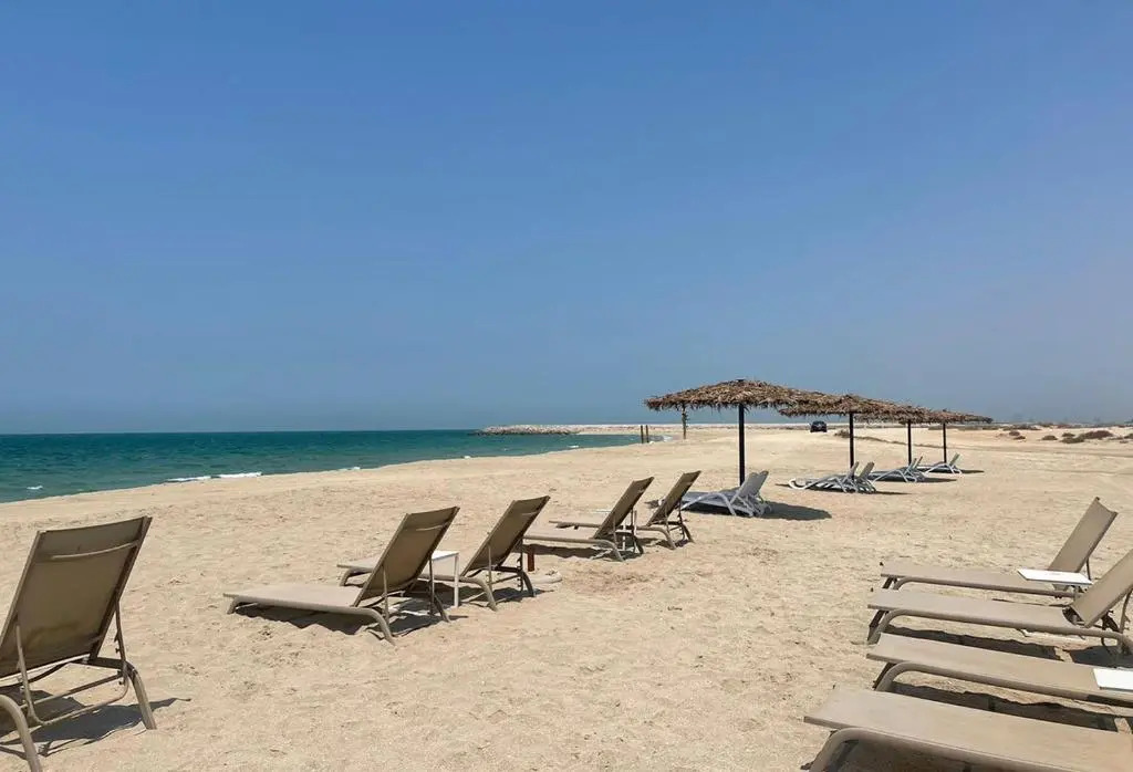 RH- 2BR Luxury Bermuda Villa Beach facing, separate pool for women