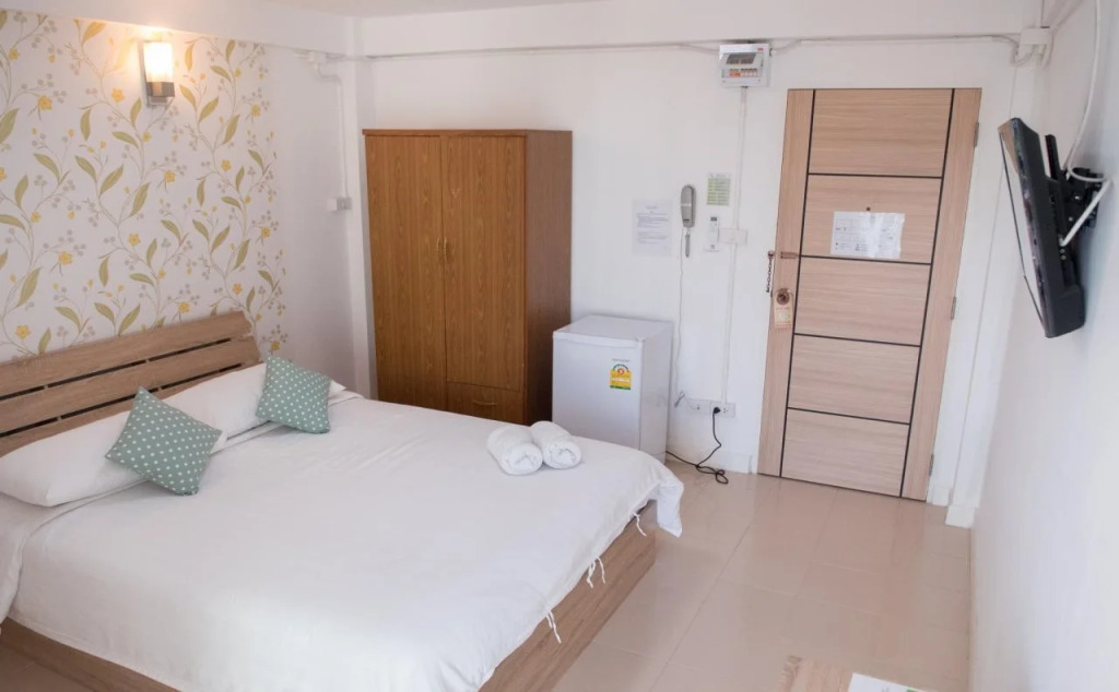Malizon Hotel & Residences