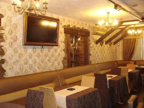 Artua, inn