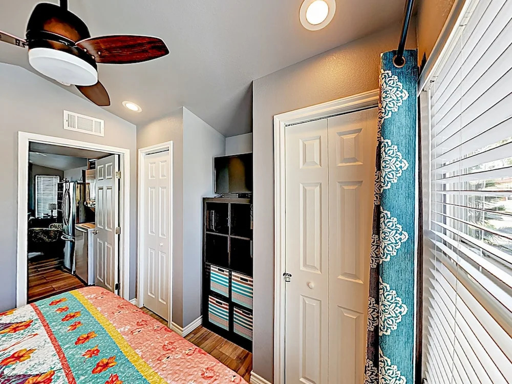 707 Port Isabel - 1 Br Cottage